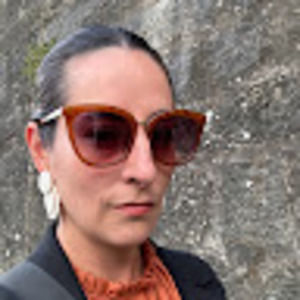 Meet your Posher, Elizabeth